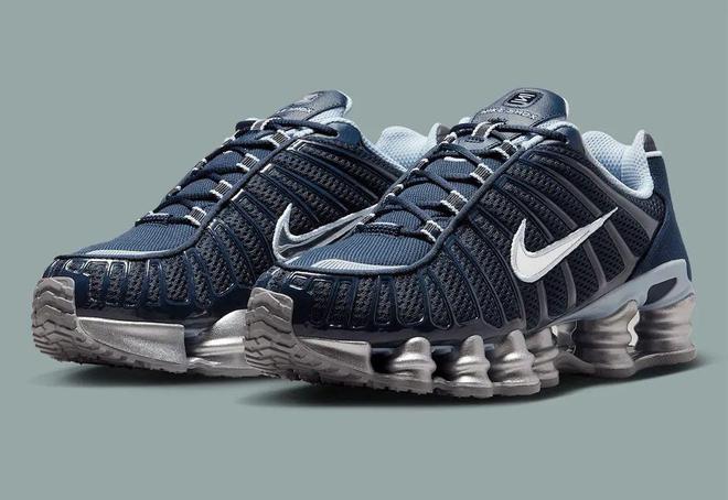 柱鞋」复刻回归！还是讨喜配色！AG旗舰厅Nike 经典「气(图3)