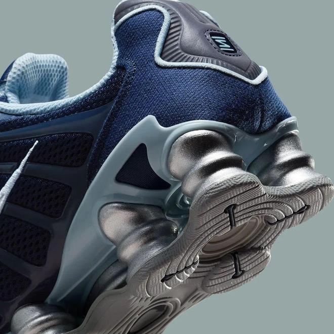 柱鞋」复刻回归！还是讨喜配色！AG旗舰厅Nike 经典「气(图4)
