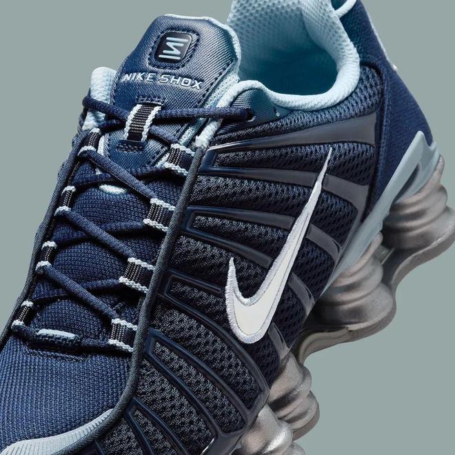 柱鞋」复刻回归！还是讨喜配色！AG旗舰厅Nike 经典「气(图2)