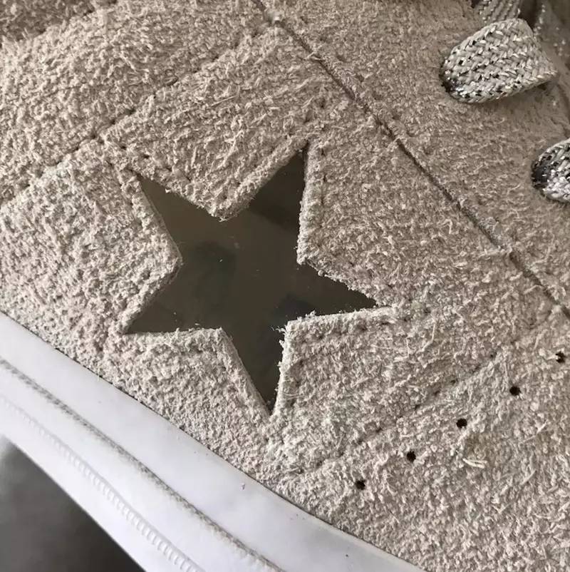 AJ副总裁上脚 KAWS x AJ4 黑色版本AG旗舰厅网站Dunk鞋讯丨不止Sample！(图2)
