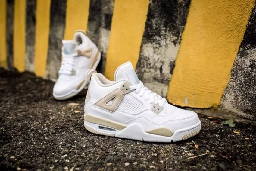 AJ副总裁上脚 KAWS x AJ4 黑色版本AG旗舰厅网站Dunk鞋讯丨不止Sample！(图4)