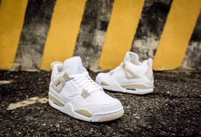 AJ副总裁上脚 KAWS x AJ4 黑色版本AG旗舰厅网站Dunk鞋讯丨不止Sample！(图5)